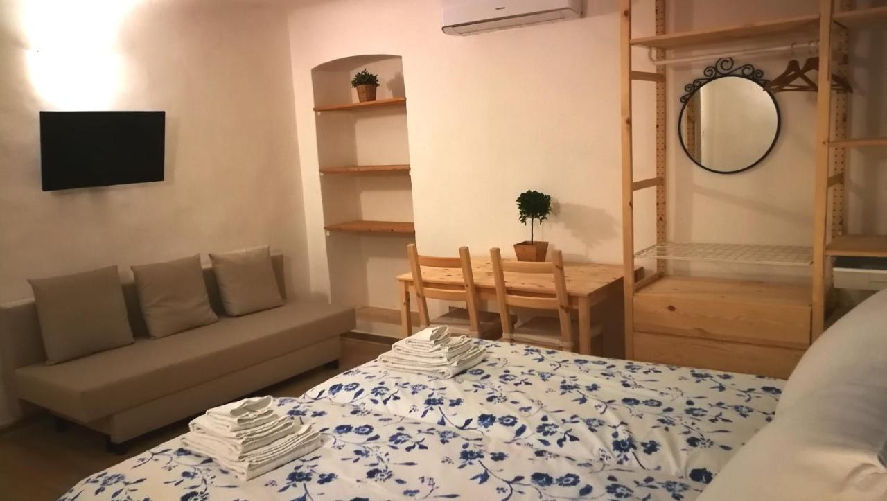 Your Shelter - Private Apartment Bari Zewnętrze zdjęcie